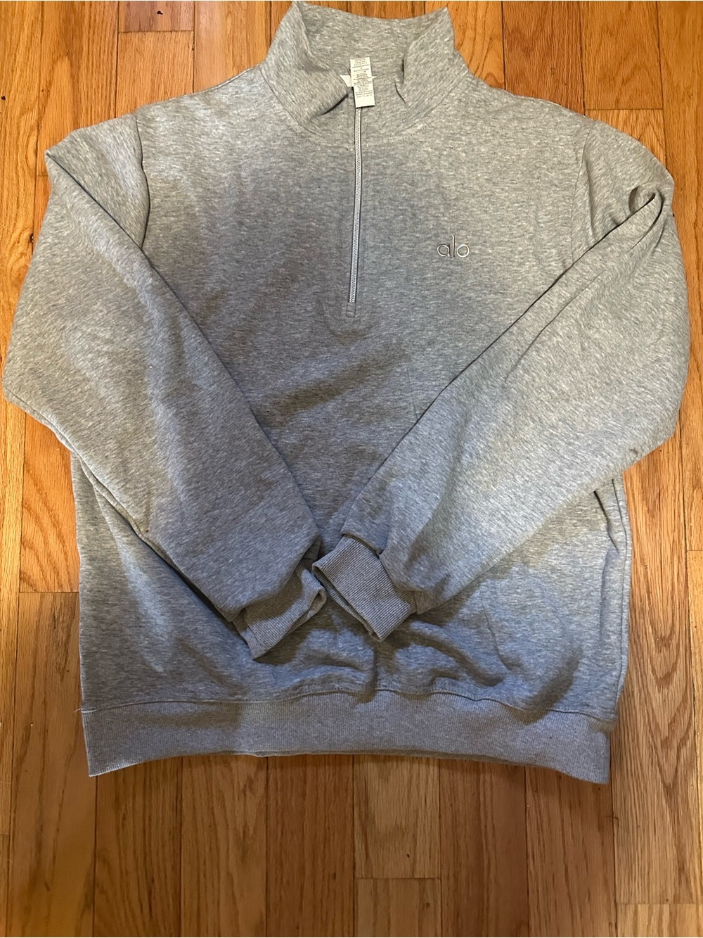 ALO Yoga Men’s Heather Gray Half-Zip Pullover